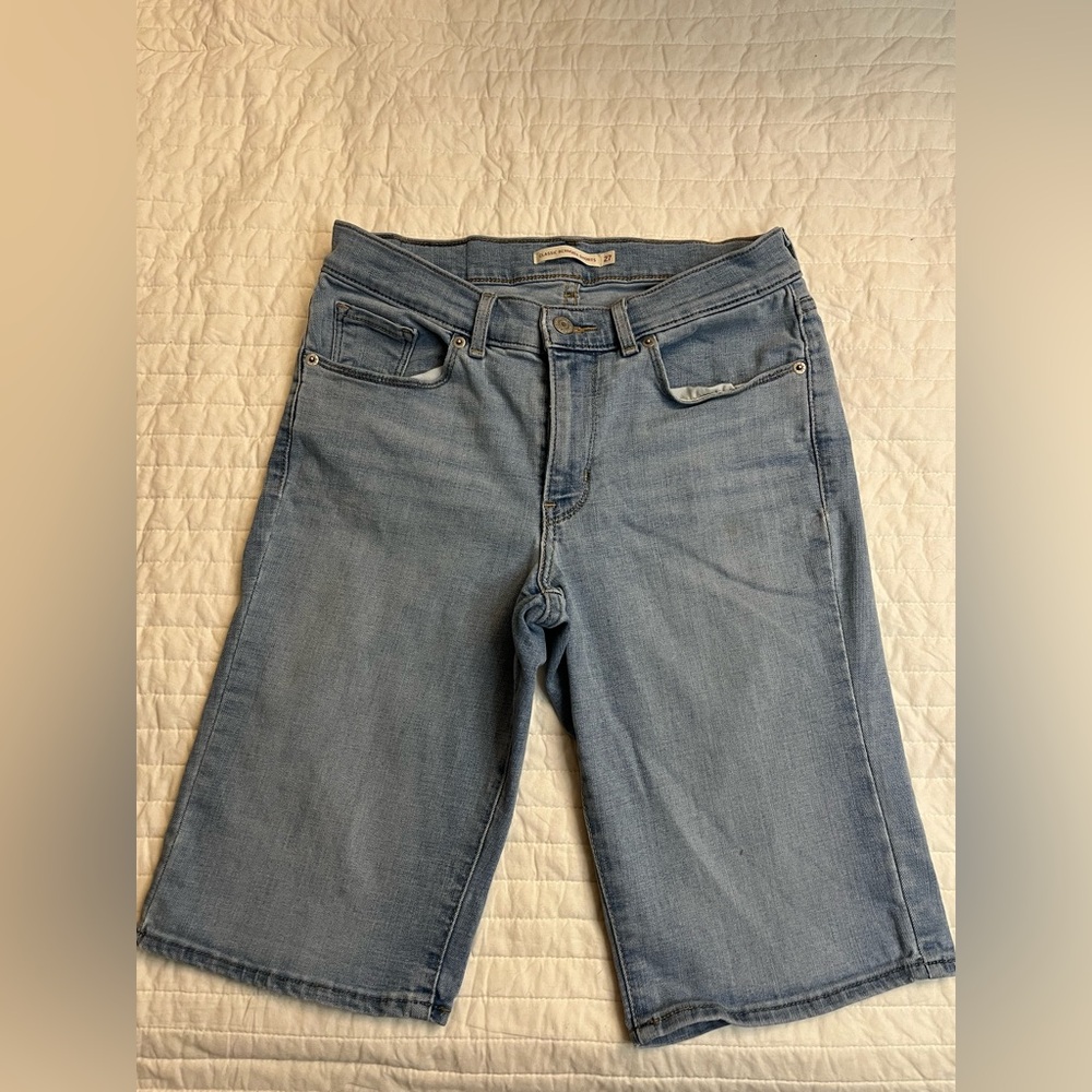 Levi’s Bermuda shorts